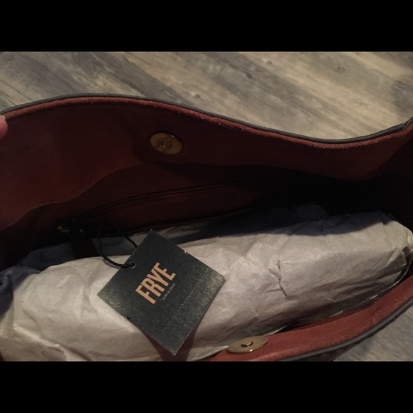 NWT Frye Leather Side Pocket Hobo Bag, Cognac - Picture 5 of 6